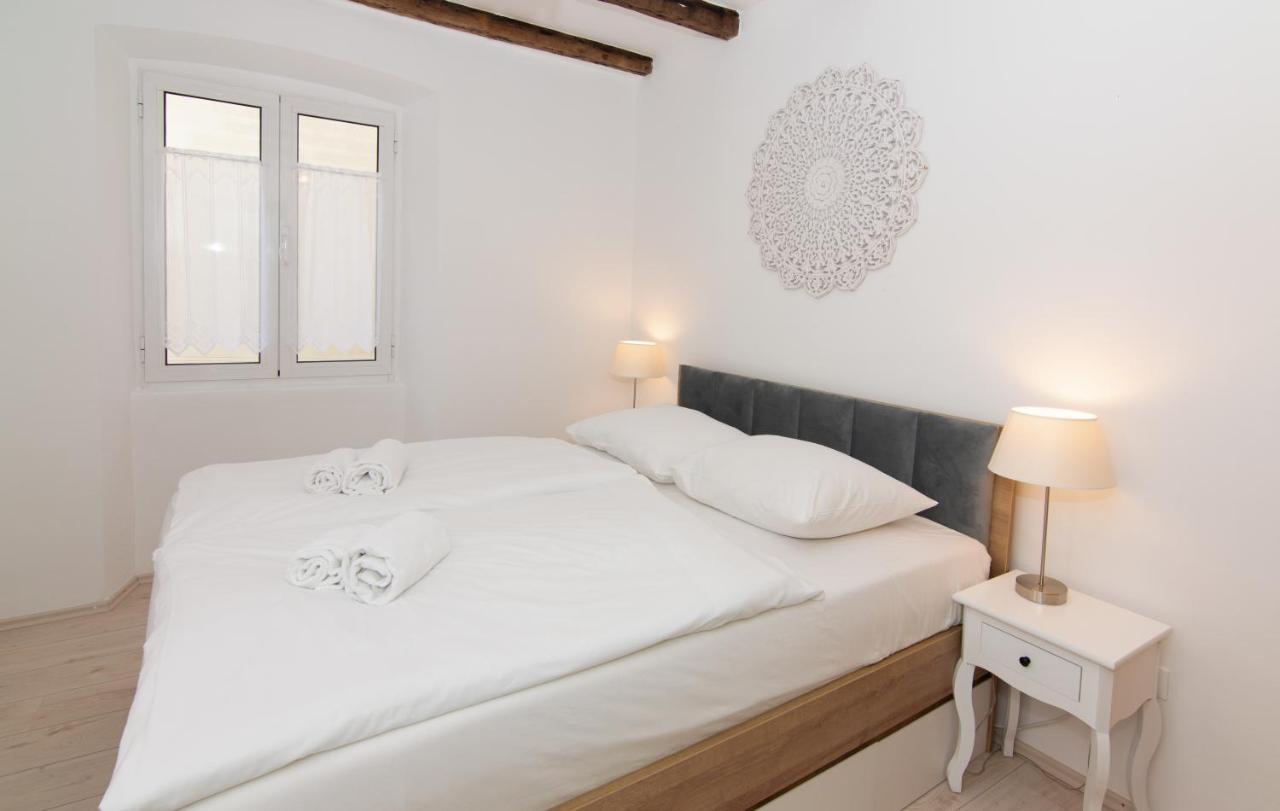 Casa Della Fortuna By Locap Group ไพราน ภายนอก รูปภาพ